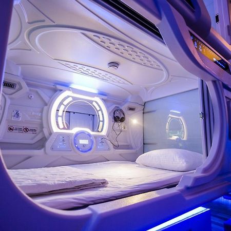 The Capsule Hotel Colombo Exterior foto
