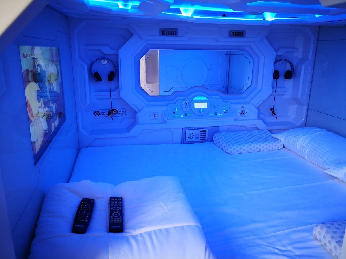 The Capsule Hotel Colombo Exterior foto